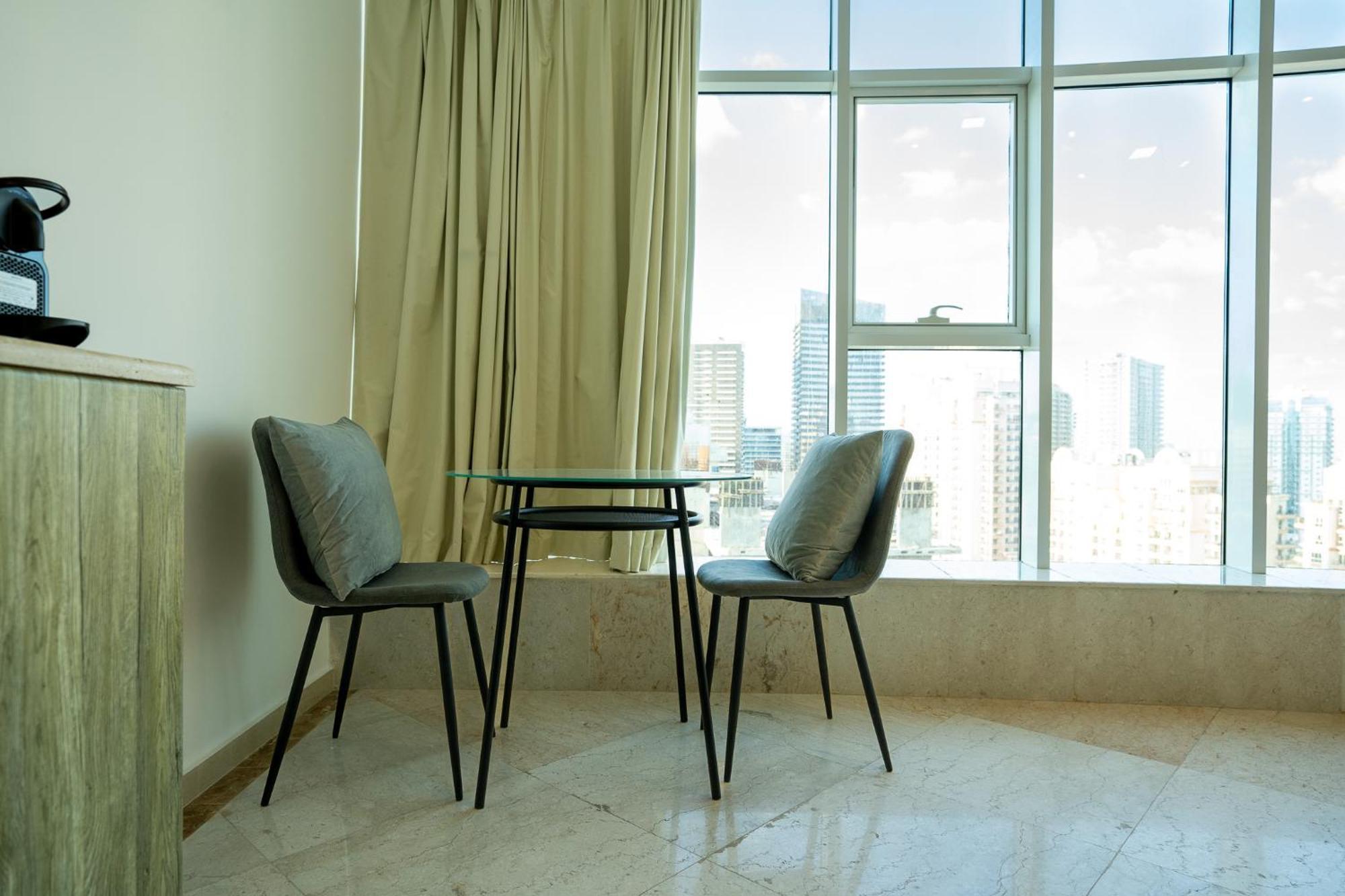 Citihome - Prime Stylish In Sports Apartment